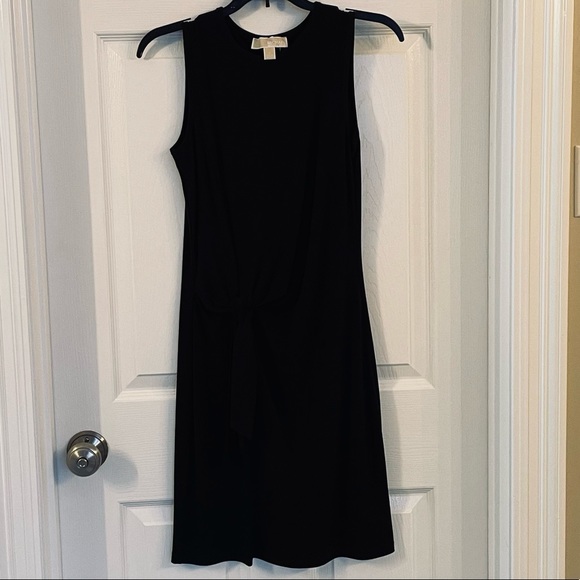 Michael Michael Kors crewneck dress with side tie waist + MK dust bag. - Picture 4 of 14